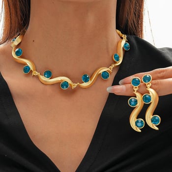 Κολιέ με διαμαντένιο επίχρισμα σε κυκλικό κυματοειδές σχέδιο, ρυθμιζόμενη αλυσίδα για πουλόβερ, κράμα, κρύσταλλο κρεμαστό