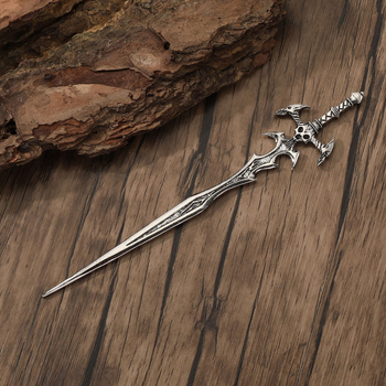 Hajcsat Viking retro motívummal, hollókoponya és kard, ötvözet, elektropolírozás, uniszex geometriai stílus