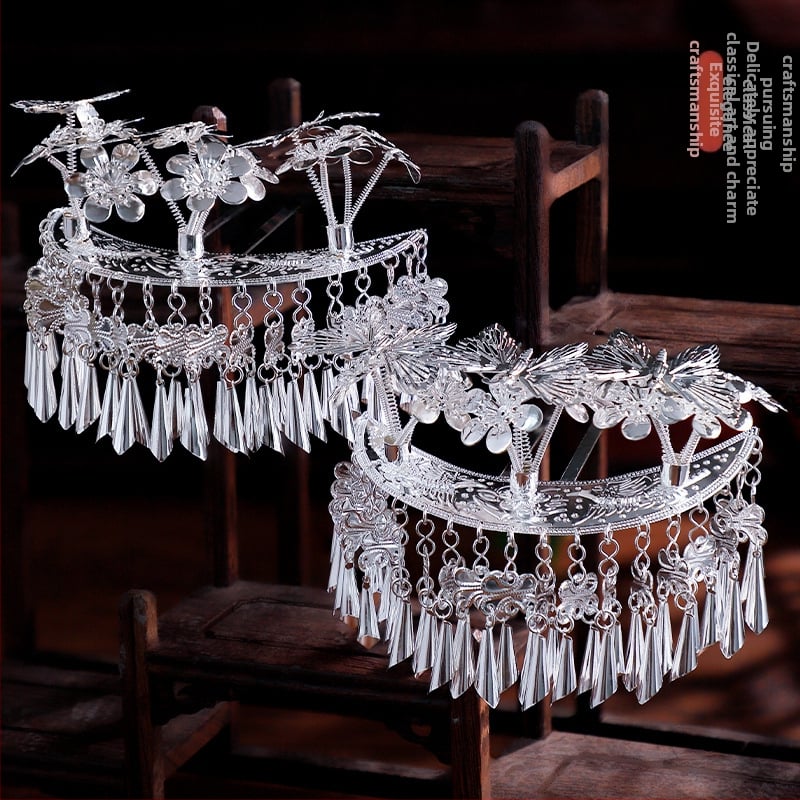 Etno-stílusú hajcsat, ötvözetből, levél motívummal, kézzel készített, testreszabható