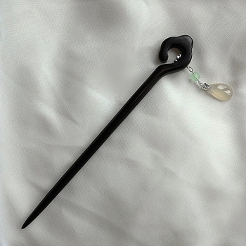 Clip de păr din lemn, în stil antic, cu detalii florale