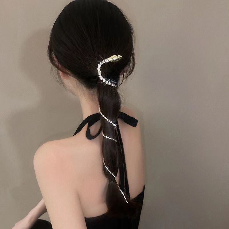 Kuka za kosu Duckbill s dizajnom zmije i dijamantnim kičastim detaljem, cinkova legura s elektroforetskim premazom, ženski dodatak za kosu