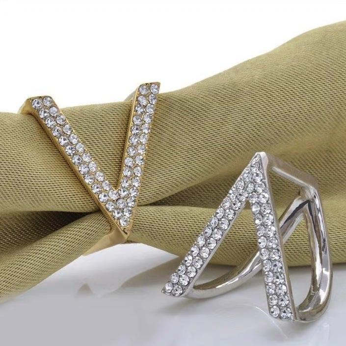 Spona za šal od legure – Net Red Wind stil, geometrijski dizajn, vakuumsko premazivanje, 7 g