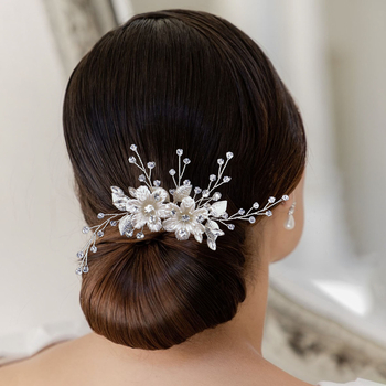 Rankų darbo krištolo gėlių plaukų segtukas – vestuvinis aksesuaras su geometriniu dizainu
