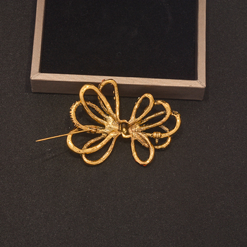 Broșă cu funda din aliaj – placare electrolitică, unisex, decorativă