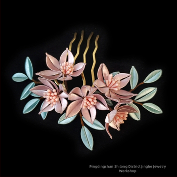 Gėlių dizaino plaukų segtukas iš vilnos, rankų darbo su krištolo akcentais