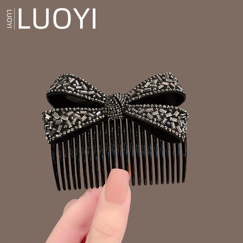 Dámsky hrebienok na vlasy so kamienkami vo forme mašle, ručne vyrobený doplnok na hlavu, jar 2025