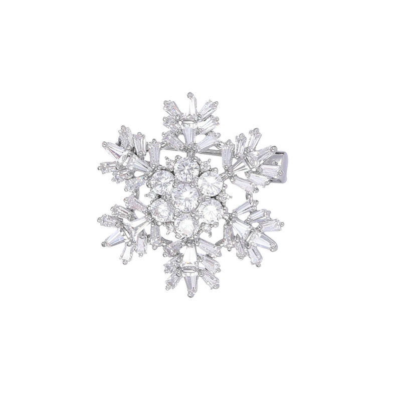 Bakrena broš s cirkonom u obliku snježne pahulje – cvjetni dizajn, Liyu Jewelry