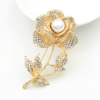 Broš cvijeta s perlama i kristalima, legura, elektroplatiranje, unisex floralni dizajn, model B1123