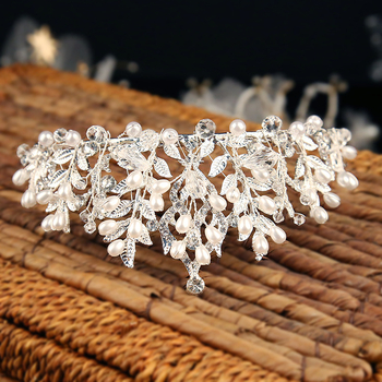 Nevjina tiara od legure, ručno izrađena, korejskog stila, s kristalima