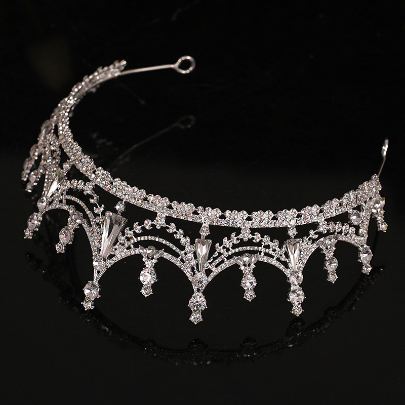 Diadem za kosu od legure sa kristalima – princeskina vjenčana tiara, dodatak za kosu (Materijal: legura; Stil: Ženski; Obrada: elektro pokovavanje; Tip kristala: kristal; Prilagodba: Da)