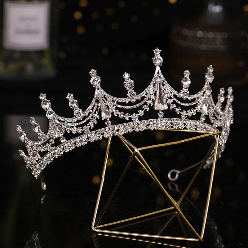 Diadem za kosu od legure sa kristalima – princeskina vjenčana tiara, dodatak za kosu (Materijal: legura; Stil: Ženski; Obrada: elektro pokovavanje; Tip kristala: kristal; Prilagodba: Da)