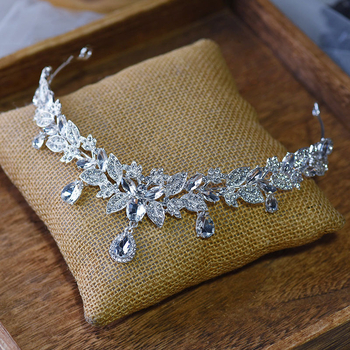 Menyasszonyi korona – diadéma ötvözetből, kristályokkal, elektroplattolt felülettel