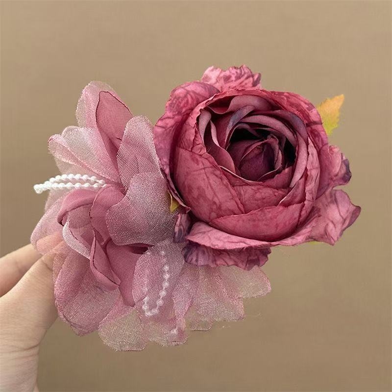 Perlasta cvjetna kopča za kosu, bočni klips, ručna izrada, osvježavajući i sladak stil (kod 5942 rose poet hair clip)