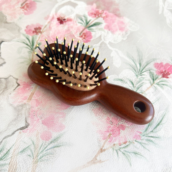 Šantalo medienos plaukų šukos su oro pagalvės masažu – nešiojamas