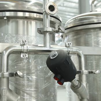 Automātiska ultrapurificēta ūdens apstrādes sistēma ar reverso osmozi, nerūsējošā tērauda konstrukcija, priekšapstrādes modulis, paredzēta farmācijas un pārtikas nozarēm