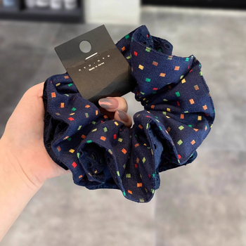 Koreai stílusú hajgumi négyzet alakú kendővel, pöttyös minta, kézzel készített textil, magas elasztikusság