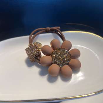 Hajkiegészítő - virág alakú strasszok poliészter rostból, pontozott megmunkálás, népszerű stílus