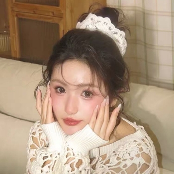 Hajgumi copfhoz, textil anyagból, kézzel készült, egzotikus stílus, magas rugalmasság, 2025 tavasz