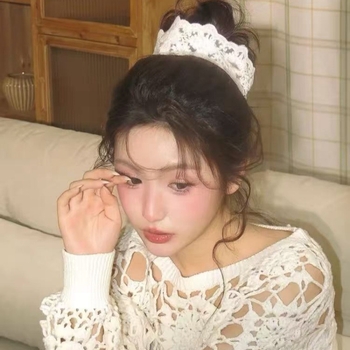 Hajgumi copfhoz, textil anyagból, kézzel készült, egzotikus stílus, magas rugalmasság, 2025 tavasz