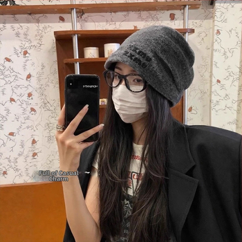 Női sapkás paróka - valósághű hosszú, egyenes haj, beépített sapka, hőálló rostok, hosszú haj