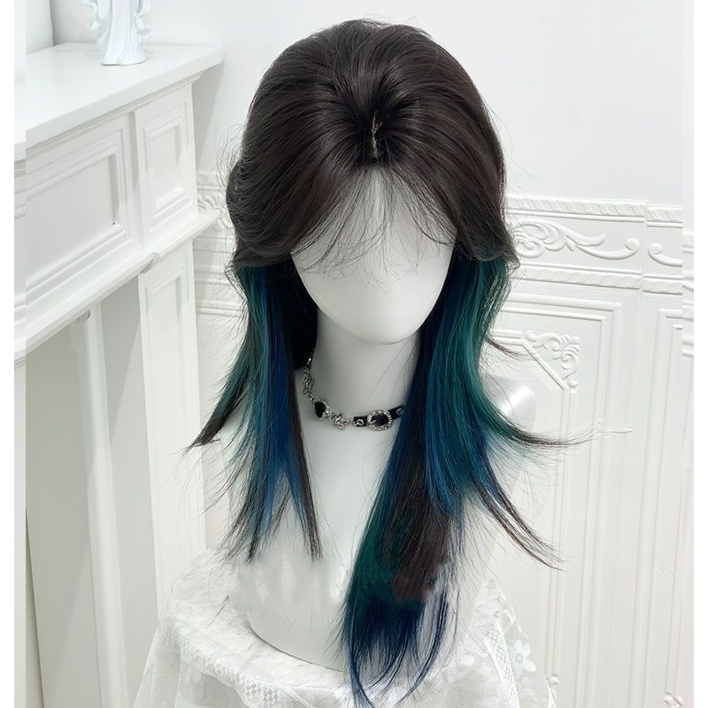 Kék-zöld gradienttel rendelkező haj topper, középtávú-hosszú enyhén göndör frizura, hajhálóra nincs szükség (magas hőmérsékletű selyem; egyenes haj; mechanizált gyártás; nem színezhető)