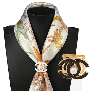 Opasok na kabát so sponou v tvare dvojitého-C a perlou mozaikou, zliatina, geometrický dizajn, elektroplátovanie, japonsko-kórejský štýl