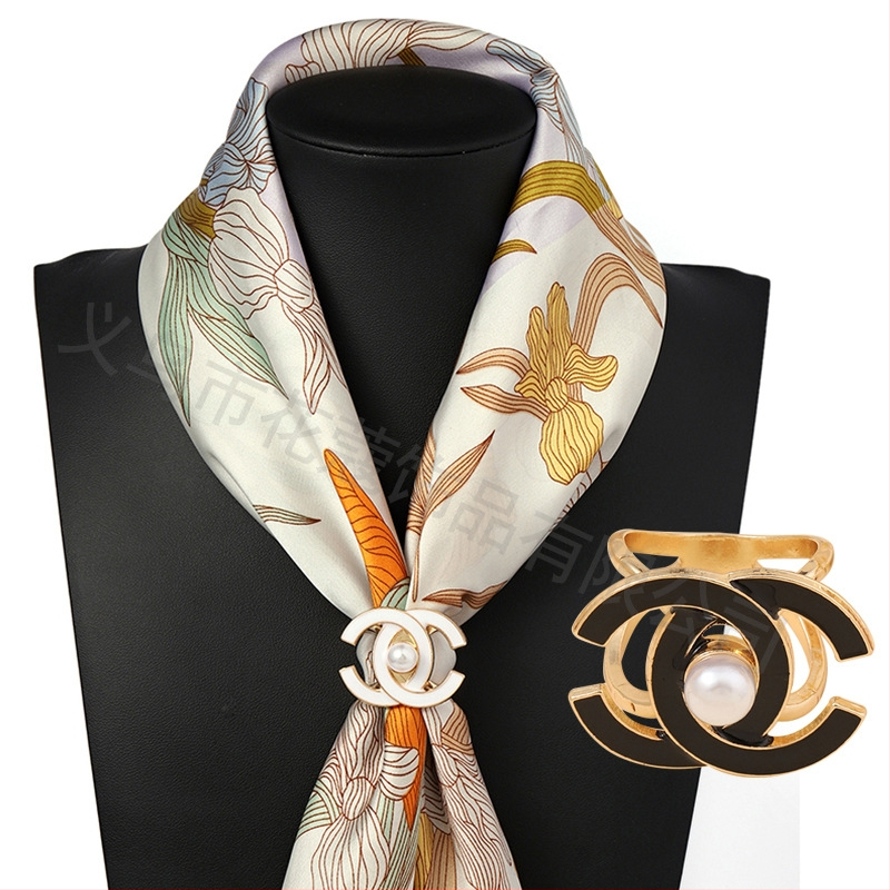 Opasok na kabát so sponou v tvare dvojitého-C a perlou mozaikou, zliatina, geometrický dizajn, elektroplátovanie, japonsko-kórejský štýl