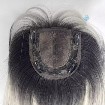 Paróka: hosszú egyenes haj; hőálló szál; egyenes hajtípus; feldolgozás: mechanizmus; minden bőrtónushoz megfelelő