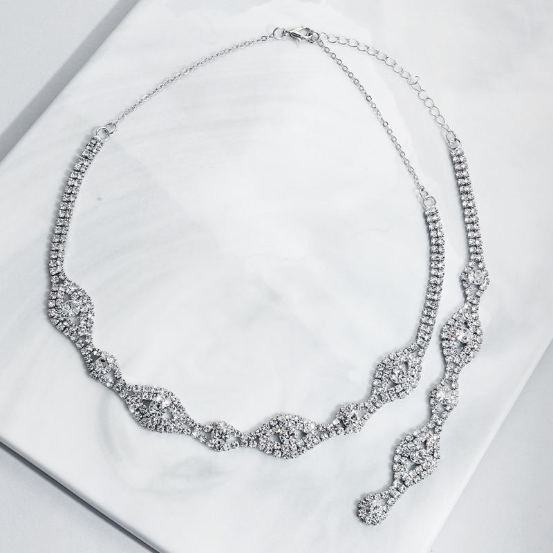 Колие в стил Back Chain с диамантна обработка, кристален материал, булчинска серия, възможност за персонализация