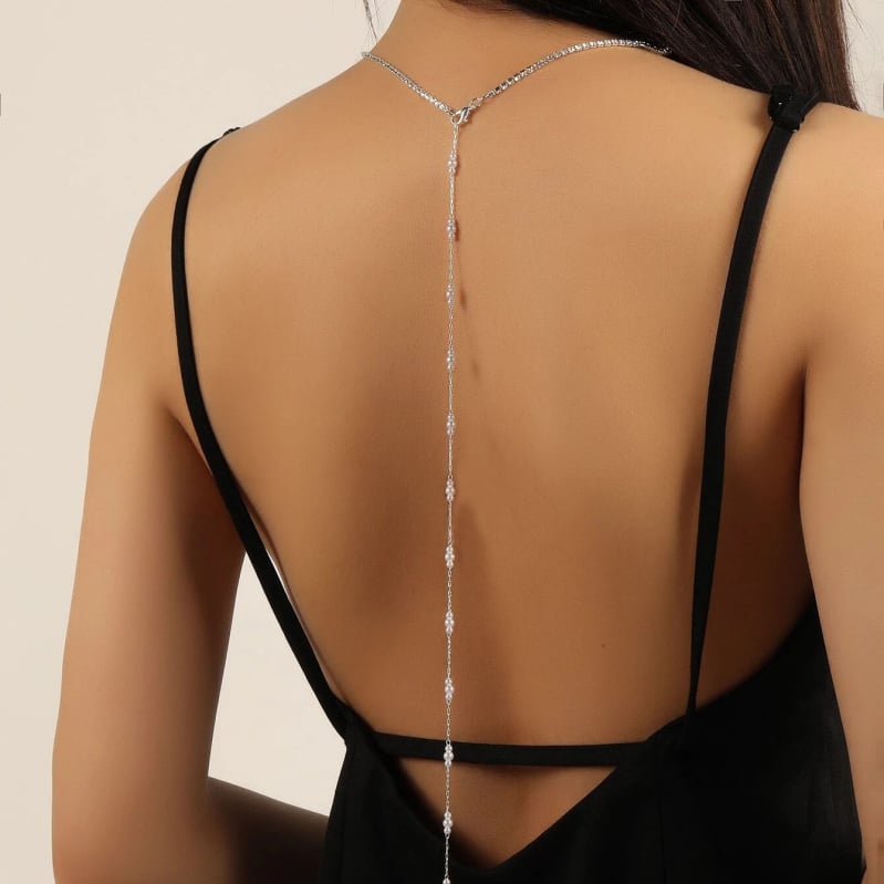 Гръбна верига с пискюлна висулка; електроплатиране; кристали; сплавно инкрустирани полускъпценни камъни