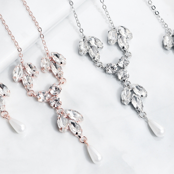 Colier cu lanț spate și perle, cristale albe, placare cu aur, personalizabil