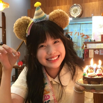 Plüss fejpánt medvés füllel, Unique márka, édes stílus, tavasz 2025 kiadás