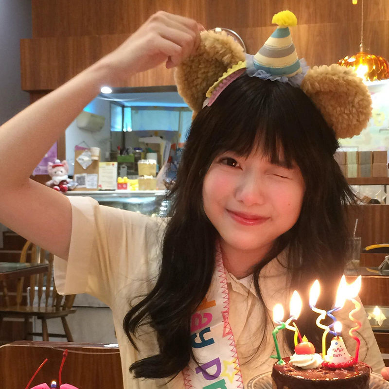 Plüss fejpánt medvés füllel, Unique márka, édes stílus, tavasz 2025 kiadás