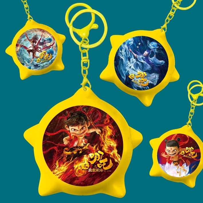 Nezha sjajni ključni lanac s kutijom zvuka – plastični privjesak za školsku torbu, svjetlosni i zvučni efekti, uzrast 14+