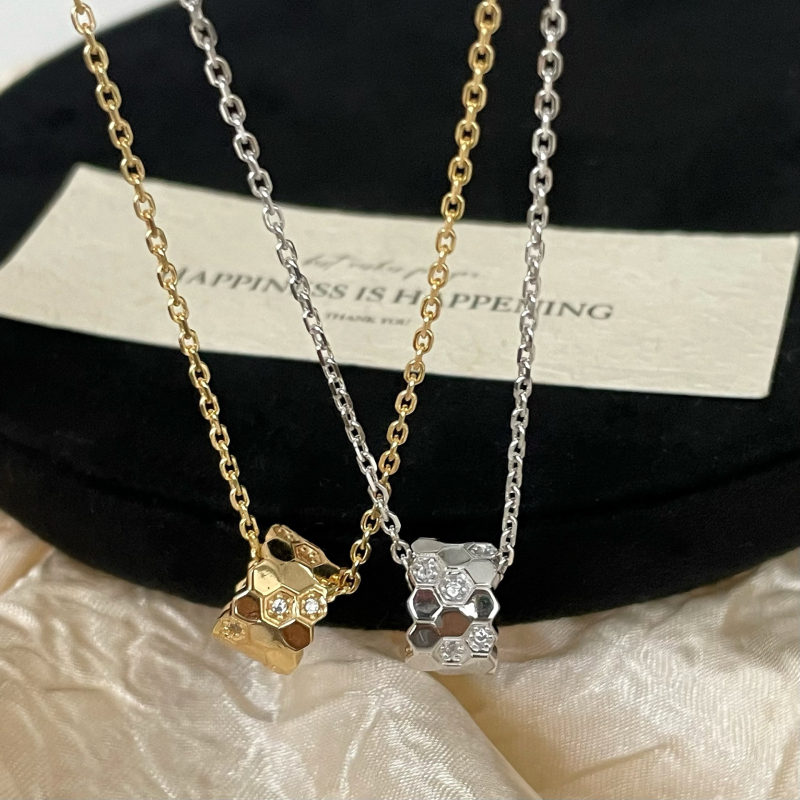 Colier din argint S925 – fagure de albine, pandant geometric, lanț în spirală, lungime 41–50 cm