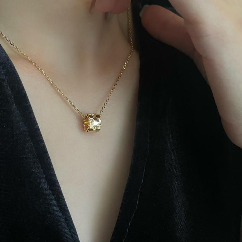 Colier din argint S925 – fagure de albine, pandant geometric, lanț în spirală, lungime 41–50 cm