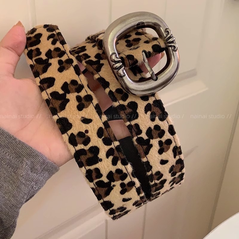 Leopárd mintás PU bőröv, ötvözet csattal, tűcsattal, unisex