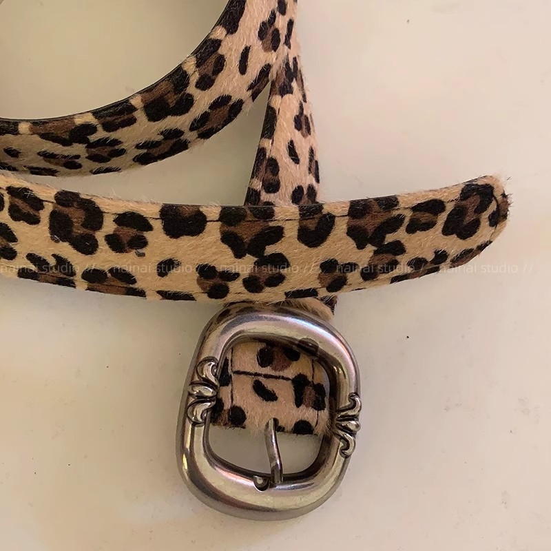 Leopárd mintás PU bőröv, ötvözet csattal, tűcsattal, unisex