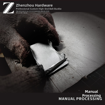 Vyrinė automatinė diržo sagtis iš lydinio, D formos, pritaikoma, verslo reikmėms.