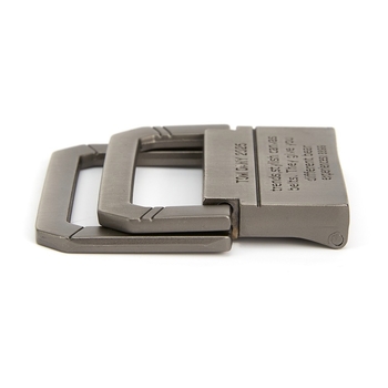 Lydinio diržo sagtis su dvigubu žiedu užraktu, D formos, plokščias sagtis