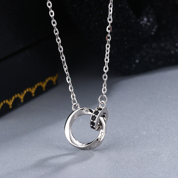 Colier Mobius din argint 925, lanț O, finisaj electroplatat, stil geometric (Argint 925; Lanț O; Finisaj electroplatat)