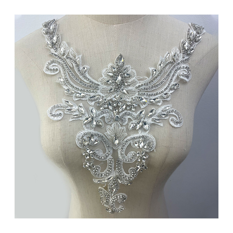 Veliki ovratnik cvijet od rhinestones perla za vjenčanu haljinu — materijal: rhinestone perla; pogodno za nošenje na glavu, haljice i odjeću (Hualin Accessories)
