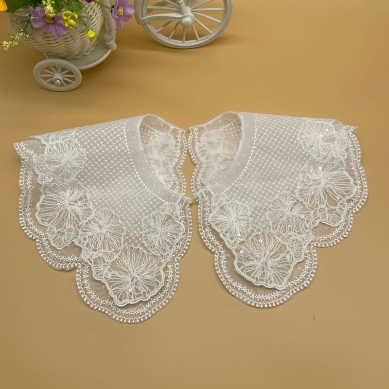 Imitált gallér külső ruhához organza hímzéssel, kerek nyak, márka hs