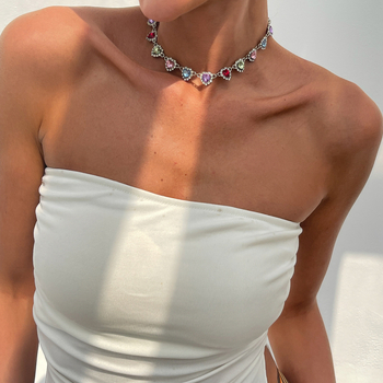 Colier de claviculă în formă de inimă, cu inserții acrilice – aliaj, design elegant