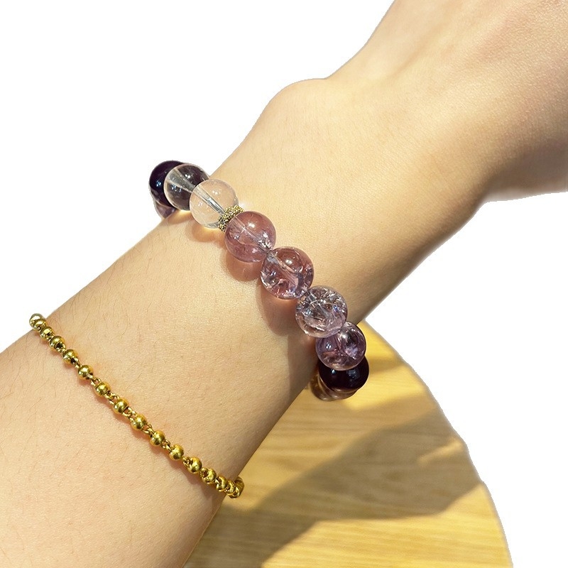 ametiszt karkötő, oldalsó kövek nélkül, kristályanyagú, könnyed luxus stílus