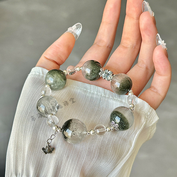 Típus: karkötő • Szellemkristály • Oldalsó kövek nélkül • Könnyed luxus stílus • 2025 tavasz