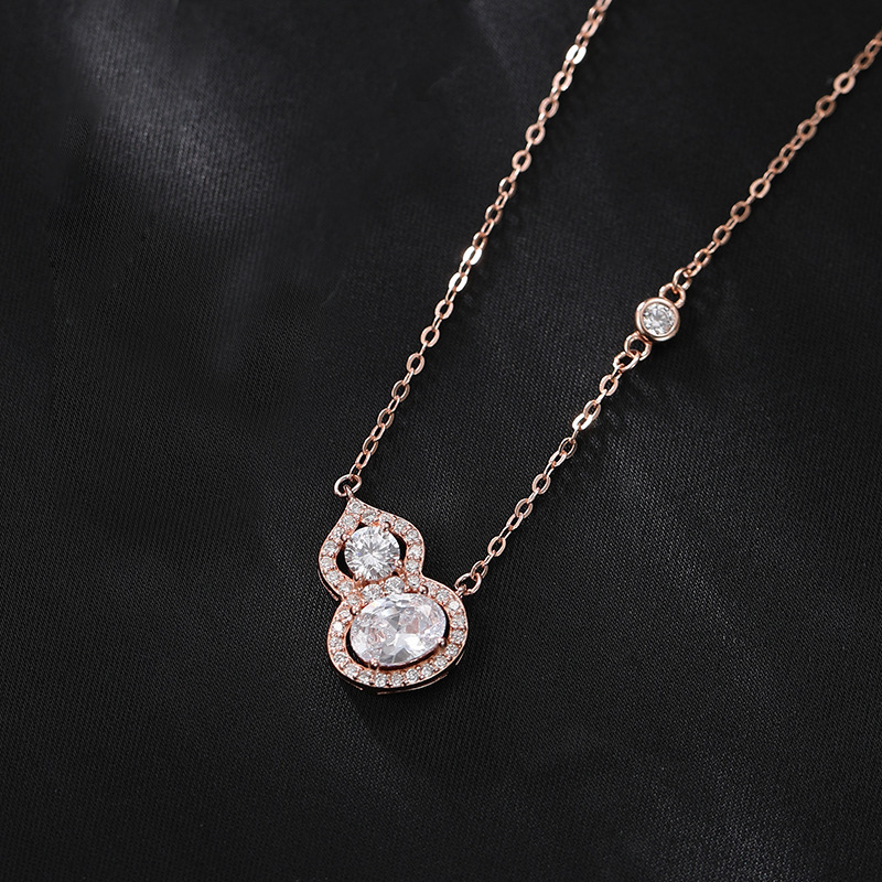 Nyaklánc 925-ös sterling ezüstből, Zirconia medállal, állat/zodiákus forma, O-alakú lánccal, márka Tifani