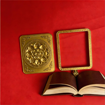 Геометрично колие от титанова стомана с прецизна изработка, екзотичен литературно-ретро стил