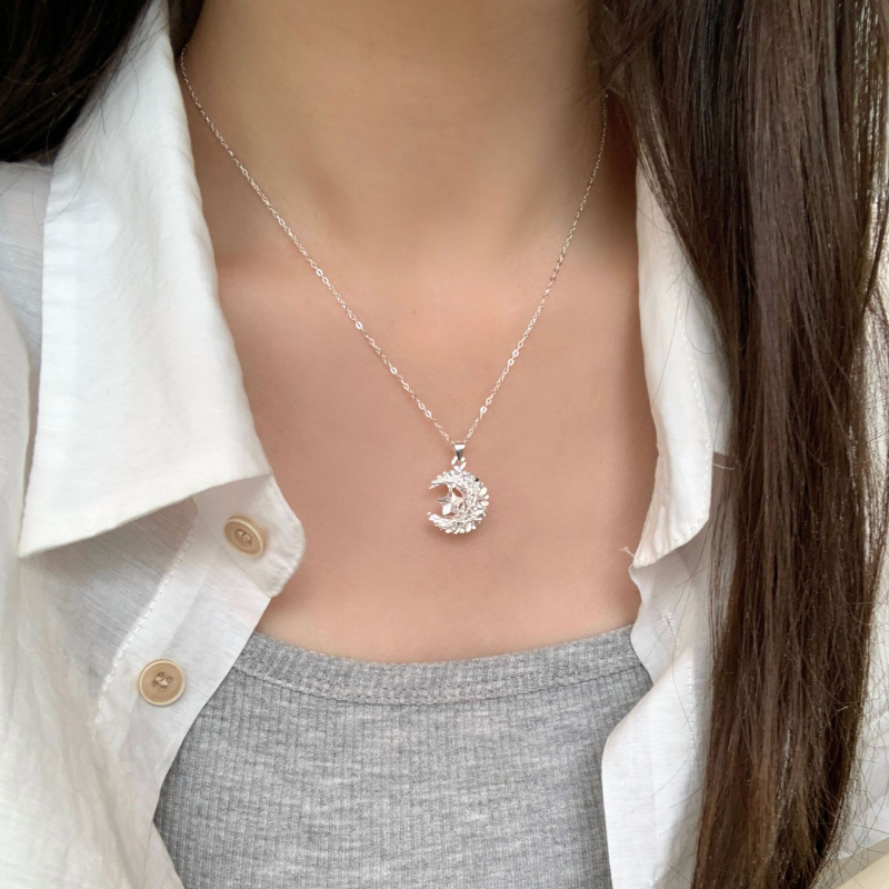 Colier din argint 925, pandant geometric cu motiv stea-lună, lanț tip pulover, stil Ins (Material: Argint 925; Material pandant: Argint 925; Lanț: tip pulover; Formă: geometrică; Stil: Ins)
