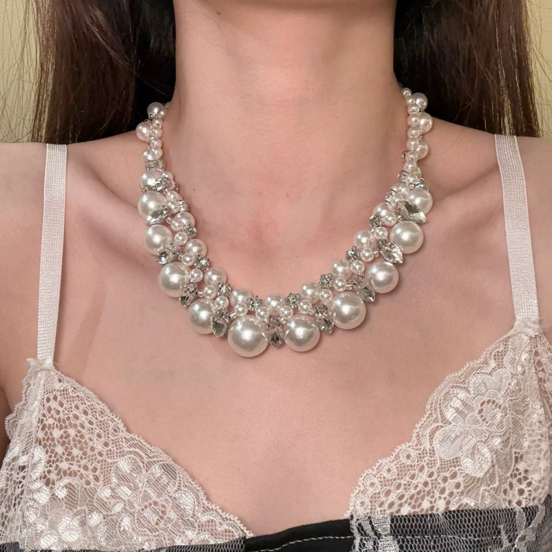 Choker ogrlica s geometrijskim umjetnim biserom, elektroplatirani završni sloj, običan lanac, palatni stil